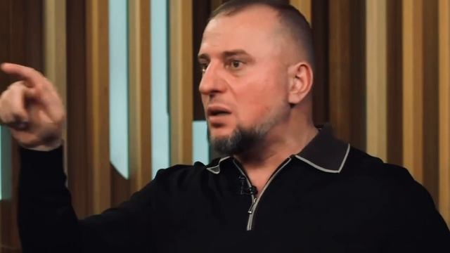 Апти Алаудинов "АХМАТ". «Где ступала нога американцев - там обязательно руины и хаос» смотреть онлайн