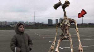 За нами охотится сиреноголовый 😨😱!