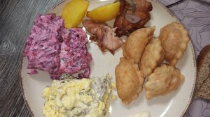 Отошла от марафона/плюсанула 800гр/ну очень вредная еда