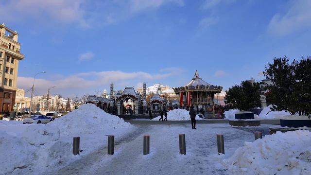 СОЛНЕЧНАЯ МОСКВА ☀️ Самый красивый зимний день на Красной площади смотреть онлайн