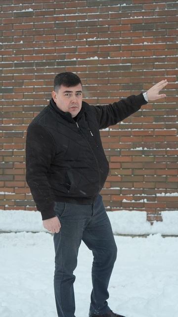 Почему тут снег?