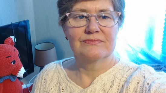 А у моего канала теперь есть песня и клип, а сделали на канале" Музыкально-поздравительное бюро". смотреть онлайн