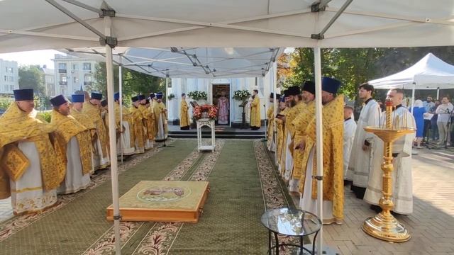 Белгород 28 июля 2022 - память святого равноапостольного Князя Владимира День Крещения Руси. смотреть онлайн