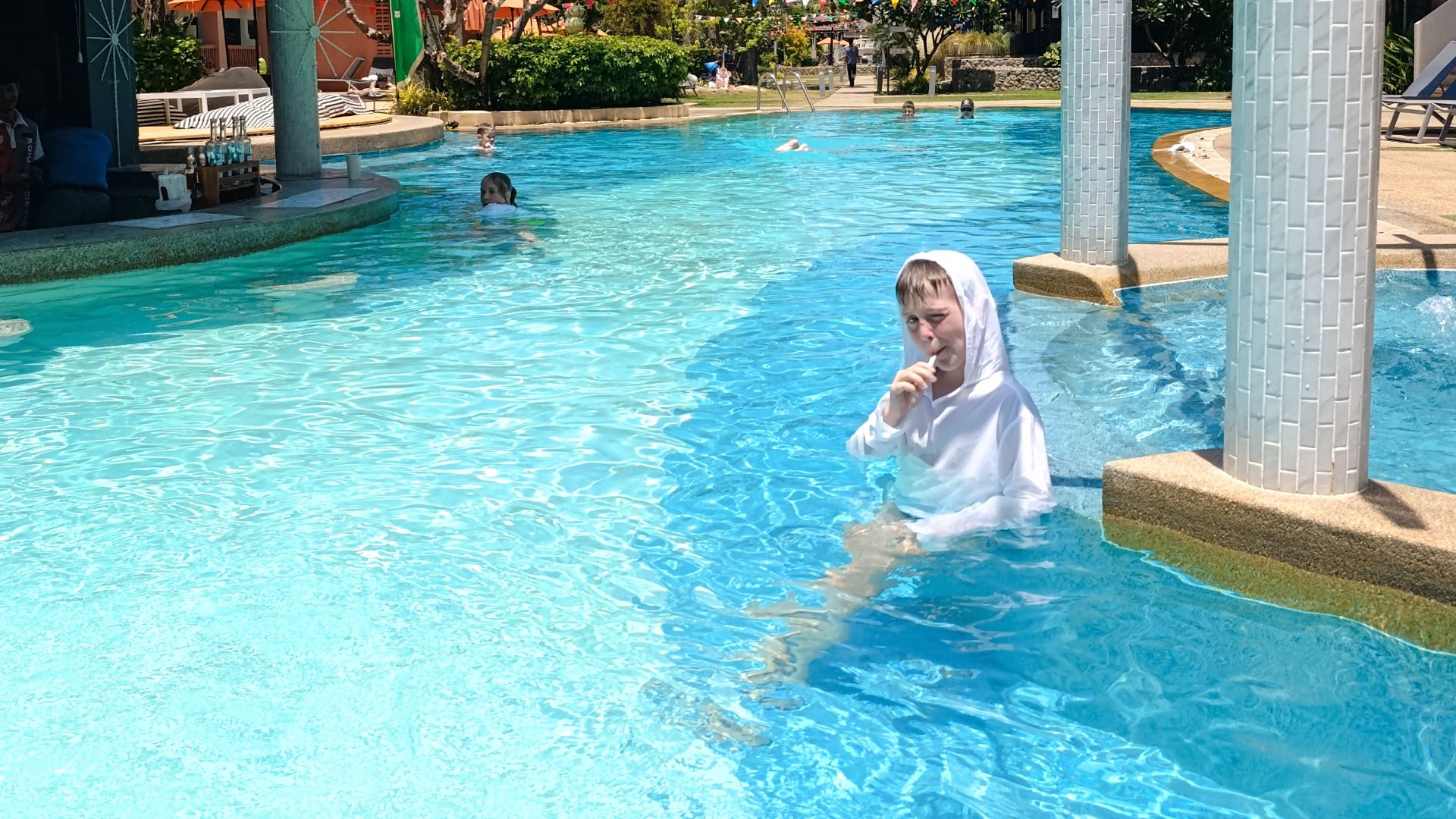 Отель Kata Sea Breeze Пхукет: Честный обзор смотреть онлайн