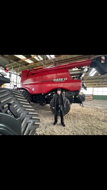 Руководство компании Agrokraft GmbH/ООО АГРОСИСТЕМА выезжают на инспекцию техники перед отправкой.