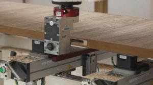 Как в Японии изготавливают деревянные двери.