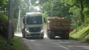 VOLVO FM  Mercedes-Benz Actros