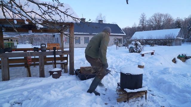 ЗАВАЛИЛ КАБАНА , ХВАТИТ НА ГОД . ВОЛКИ ЖРУТ СОБАК в ДЕРЕвне смотреть онлайн