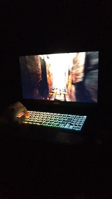 Идём по тонелям метро в видеоигре смотреть онлайн