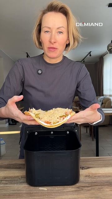 Быстрая пицца на тортилье 🍕 смотреть онлайн