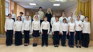 «Счастье приходит с песней». С. Смирнов. Старший хор «Арт-этюд». Фортепианное отделение.