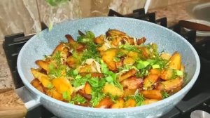 Жареная картошка с капустой - вкусно и просто.