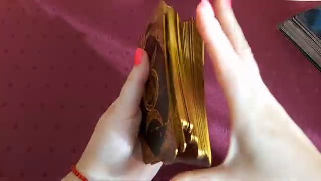 9 февраля Карта дня Развернутый Таро-Гороскоп смотреть онлайн