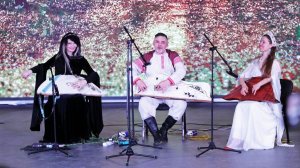 Трио гусляров Алёна Выхованец, Гузимир, Виктория Шаповалова