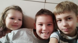 Играем с др