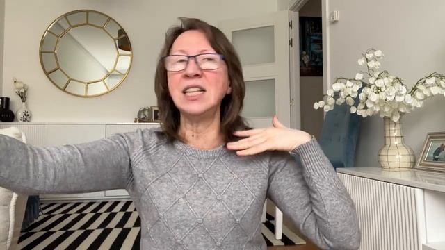 Анжелика Снежинская.Шупа возвращается. Надька боится разоблачения. Диванка вся в слезах. смотреть онлайн