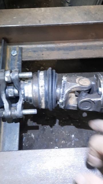 Собрал карданный вал. Мини трактор своими руками.