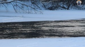 СК: найдено тело одного из двух провалившихся под лед в Брянске ребенка