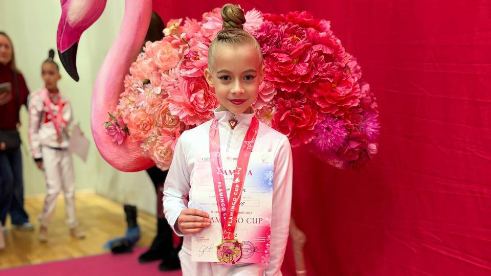 Чкалов арена .Выступление с обручем смотреть онлайн