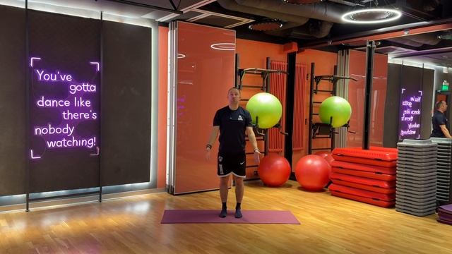 Пилатес для спины | Андрей Черноусик | 08 февраля Пилатес для спины | Андрей Черноусик | 08 февраля