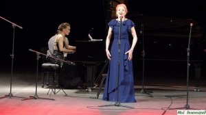 П. Чайковский. Горними тихо летела душа небесами. Исполняет Людмила Горнаева