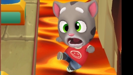 Говорящий Том бег за золотом.Бегите, прыгайте и мчитесь с Говорящим Томом в увлекательной погоне за смотреть онлайн