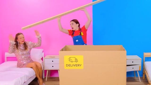 Секретный Домик Под Кроватью: Богатая vs Бедная  Идеи для пранков от TeenTeam Challenge.