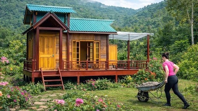 Молодая девушка строит своими руками фермерский дом в лесу за 260 дней. Бушкрафт смотреть онлайн