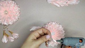 Бантики из атласной ленты 2,5 см .