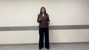 Артенян Амалия - Blue skies (к сожалению, у нас нет «живого» бэнда в учебном заведении, но я готова)