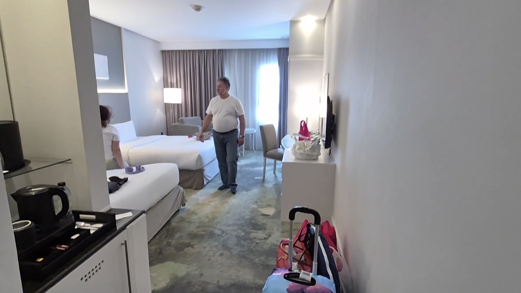 Наконец-то заселились. Наш номер. Дубай 2026. смотреть онлайн