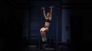 Подъем ног к турнику (кипинг)