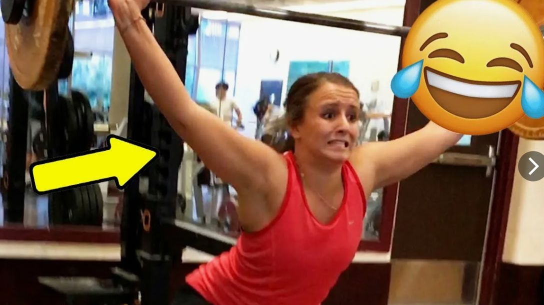 Смеяться Разрешается смотреть онлайн