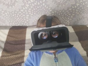 Стримчек  кушаем сладости🍭🍬