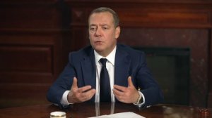 Дмитрий Медведев – как тяжела шапка Мономаха