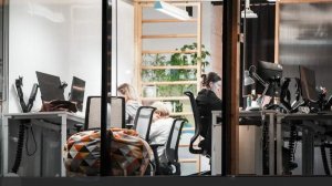 Эксперт заявила о краткосрочном эффекте встречных предложений работодателей