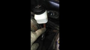 нива шеви, ремонт главного и рабочего цилиндра сцепления