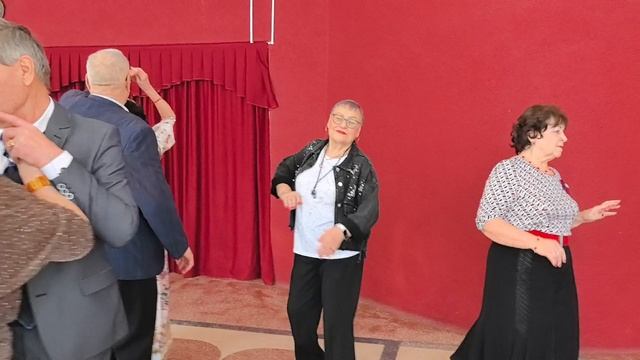 Ты мой букет рябины... 08.02.26... смотреть онлайн