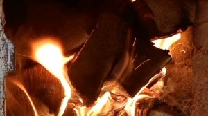 Огонь в печи.