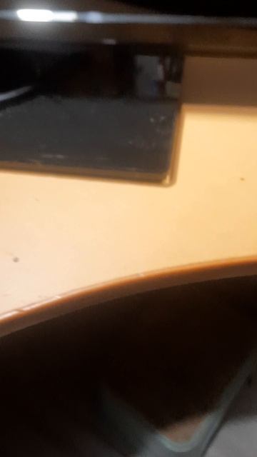 Телевизор DNS S29DB1. Не включается.