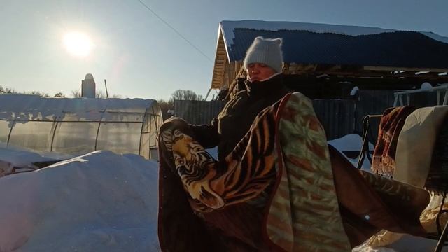 ДЕЛАЮ УБОРКУ ВО ВСЁМ ДОМЕ, ПЕРЕХЛОПАЛА, ПЕРЕМЫЛА.. смотреть онлайн