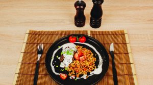 Булгур с овощами и говядиной