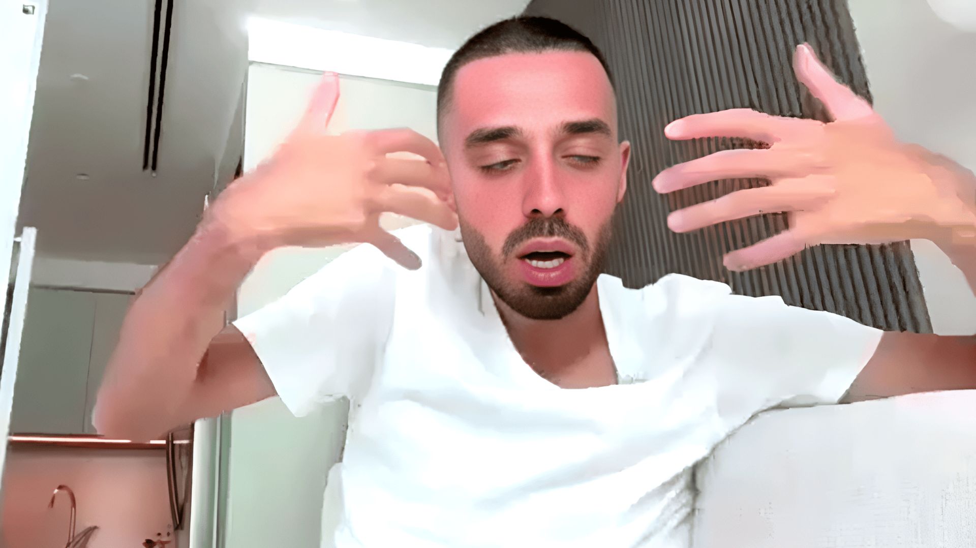 ТЁМНЫЙ РЕТРИТ, место откуда не возвращаются с прежней головой и привычками. Анар Дримс смотреть онлайн