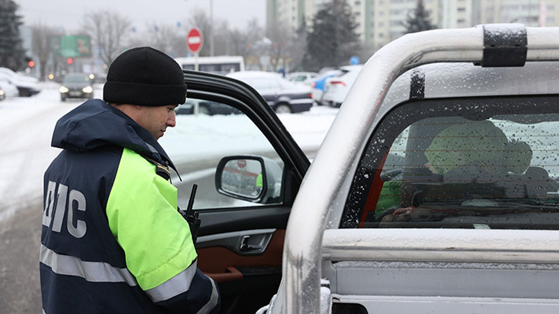 ГАИ Минска проводит масштабные рейды по дорогам и парковкам города. Кого будет искать? смотреть онлайн