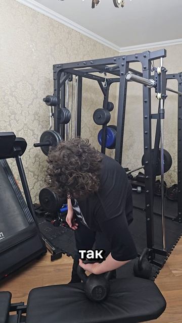 Как правильно жать гирю стоя. Саша Спасокукоцкий