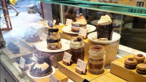 Магазин шоколада в центре Нячанга. Можно пробовать!