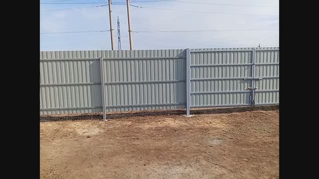 Сделал забор . Замедленная съёмка . смотреть онлайн