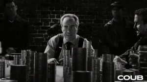 Порно-вечеринки Эпштейна по версии СМИ