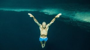 Стиг Прайд - погружение в голубую бездну. Фридайвинг.