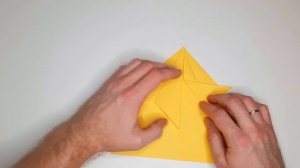 Как сделать бумажный самолетик из листа бумаги